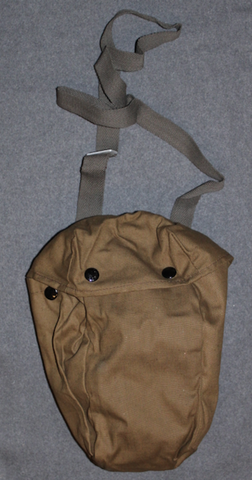 Gas mask pouch, M/71, Finnish, unissued.