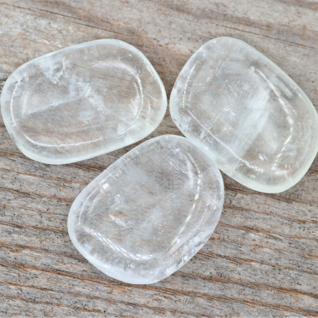 Kalsiitti keltainen litteä 30-40mm