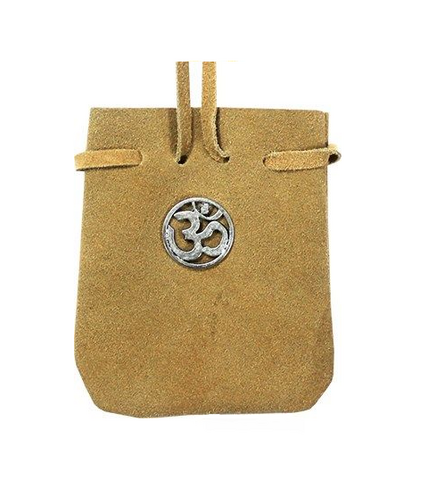 Mokkanahkainen pussi natural 'Om' 7*9cm