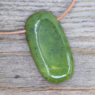 Riipus Jade Nefriitti 'Rectangle' 30*60mm