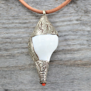 Riipus Rituaalisimpukka 'Ritual Shell' 65-80mm