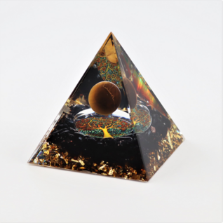 Pyramidi Orgoniitti 'Tiikerinsilmä Planeetta' 60*60*65mm