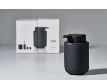 Saippua-annostelija, Ume Black