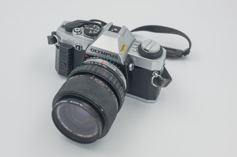 Olympus OM 20 Kino + 28-70mm objektiivi