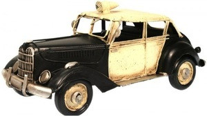 Vanhanajan poliisiauto 1728 beige/musta