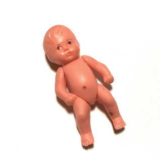 Nukkekodin Nukke - Vauva (pituus 7 cm)